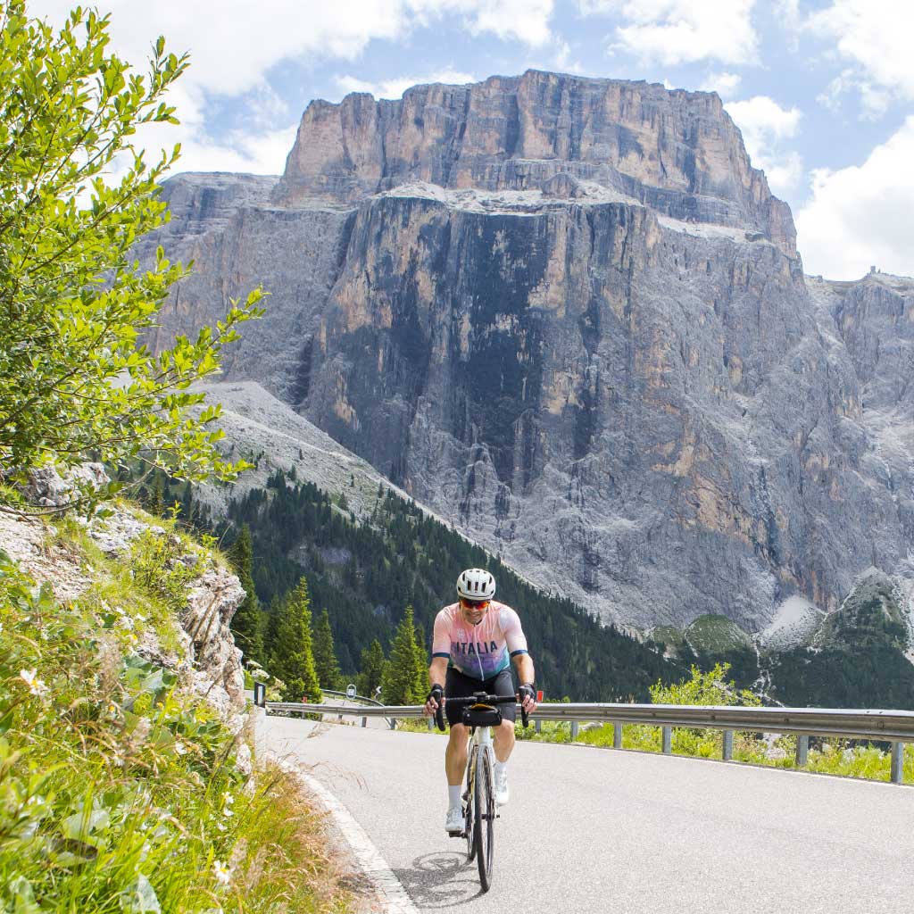 Italia-y-las-dolomitas-vive-la-bici
